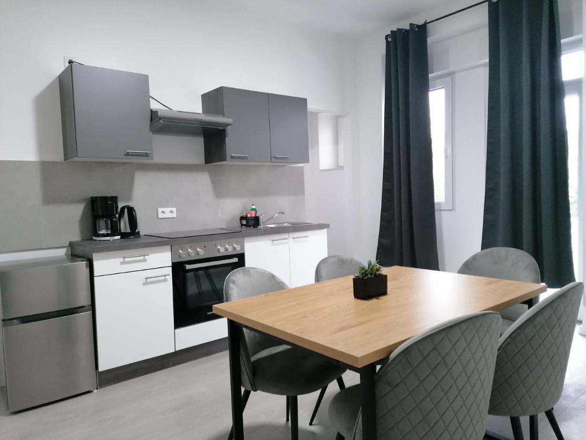 Estrella24 Living Rooms Tokio Херне Экстерьер фото