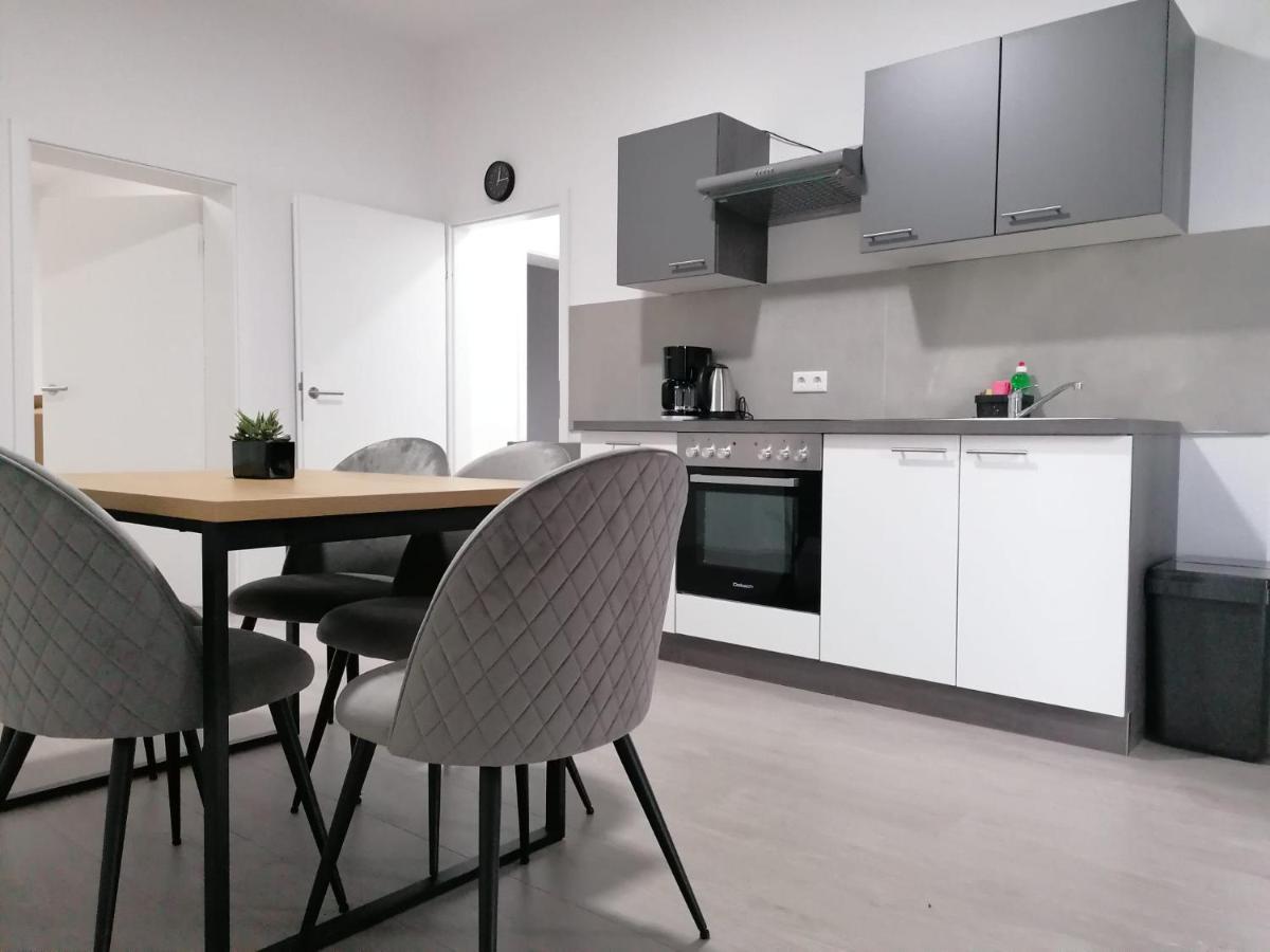 Estrella24 Living Rooms Tokio Херне Экстерьер фото